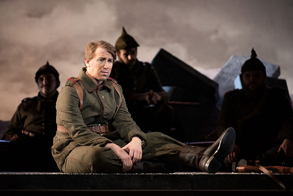Scene from the opera "Silent Night" by Puts/Campbell