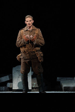 Scene from the opera "Silent Night" by Puts/Campbell