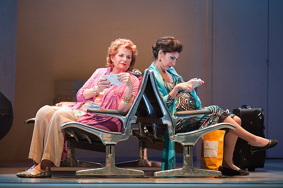 Jonathan Dove's opera "Flight"